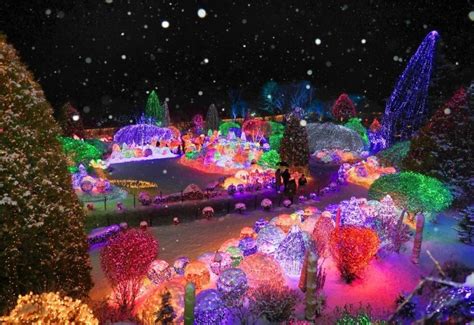 14 Best Christmas Towns and Villages Around the World .